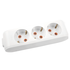 Колодка 3-гнезда с/з, со шторками (защита от детей) Multilet VIKO