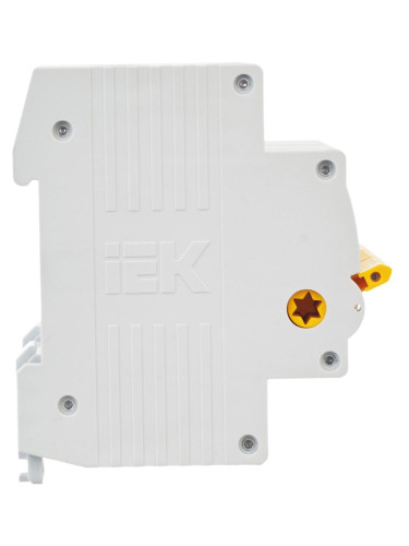 Выключатель нагрузки (мини-рубильник) ВН-32 3Р 40А IEK